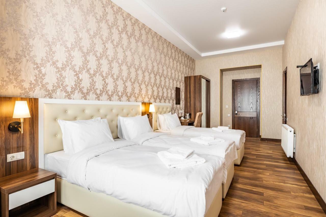 Ornament Hotel Tbilisi Bagian luar foto