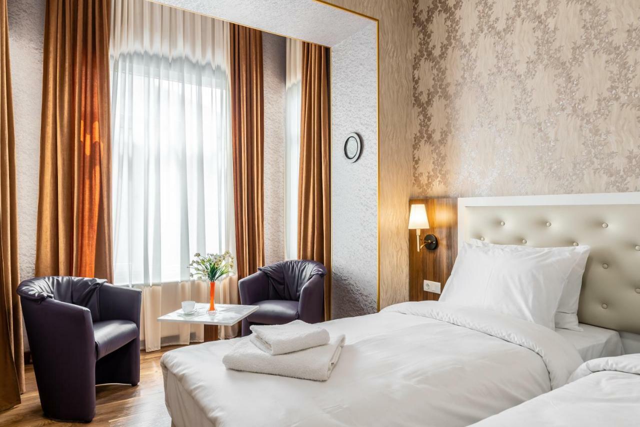 Ornament Hotel Tbilisi Bagian luar foto