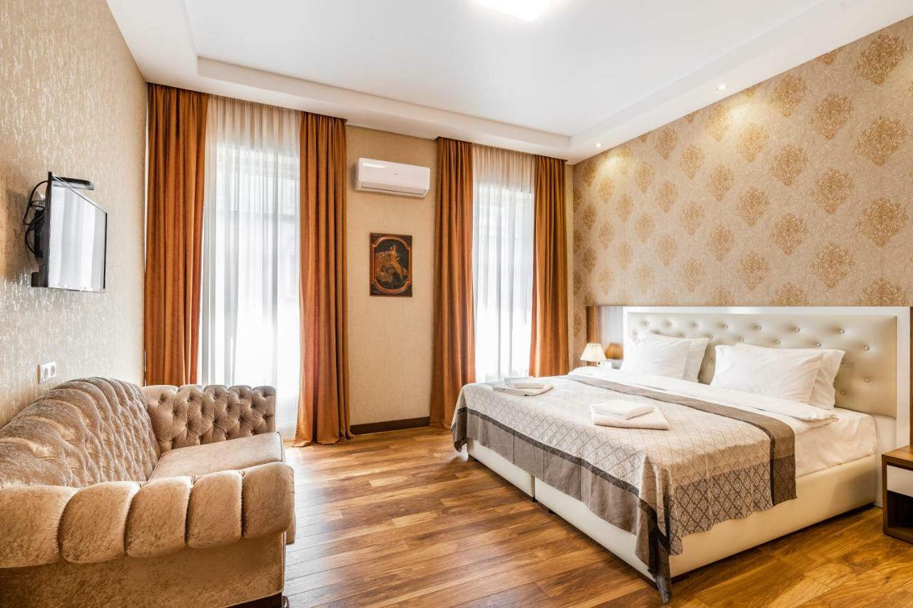 Ornament Hotel Tbilisi Bagian luar foto