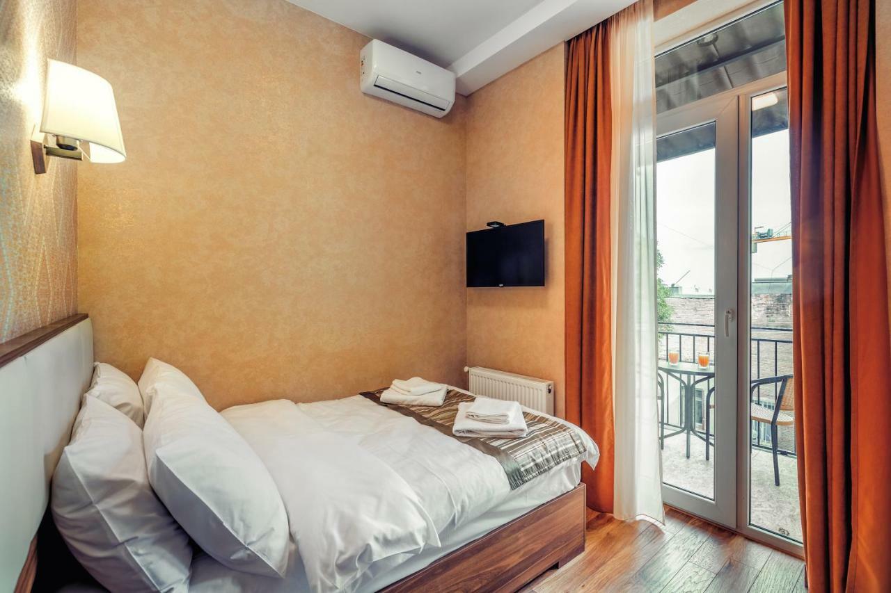 Ornament Hotel Tbilisi Bagian luar foto